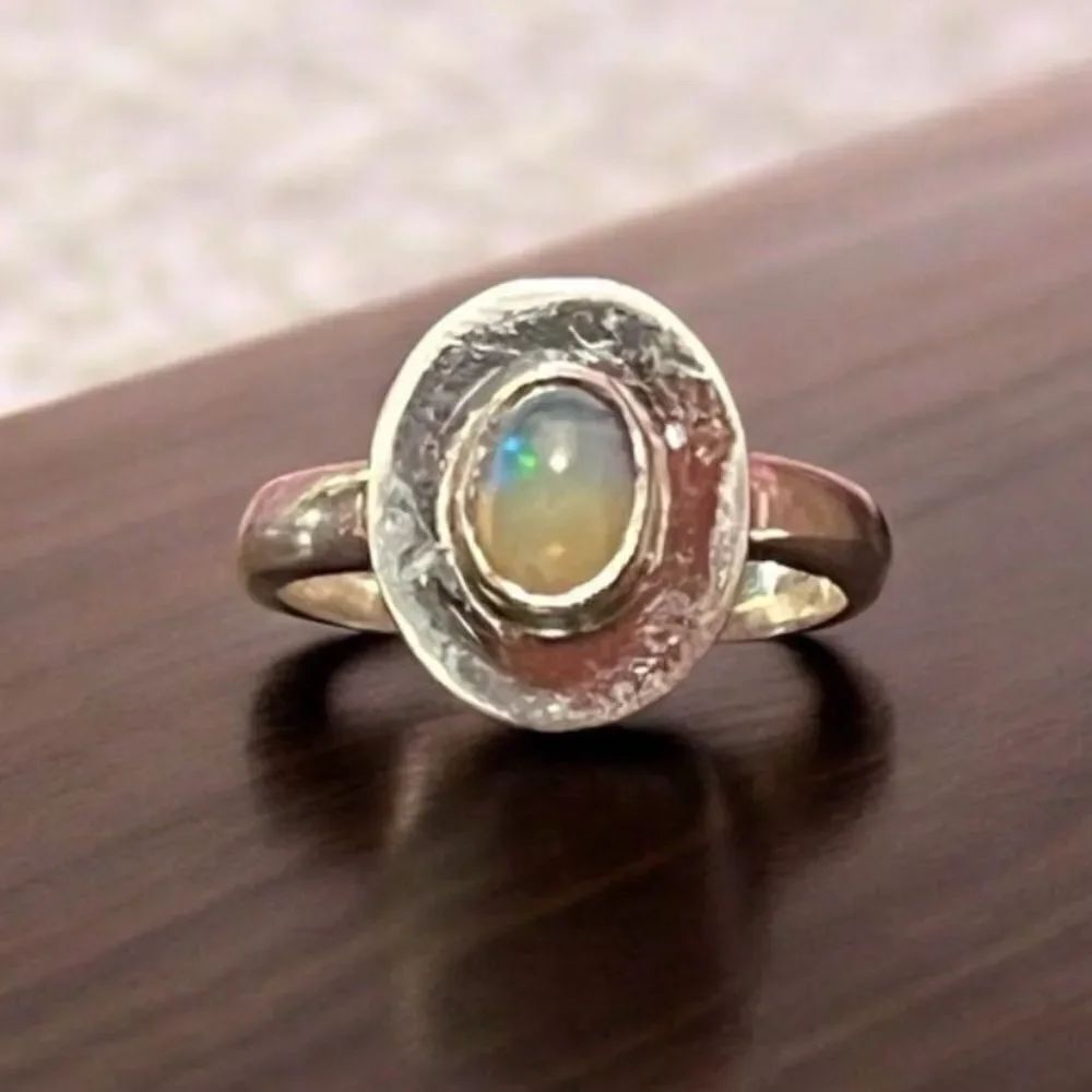 Artisan Made Genuine Ethiopian Opal Sterling Silver Ring Size 8 Brand New